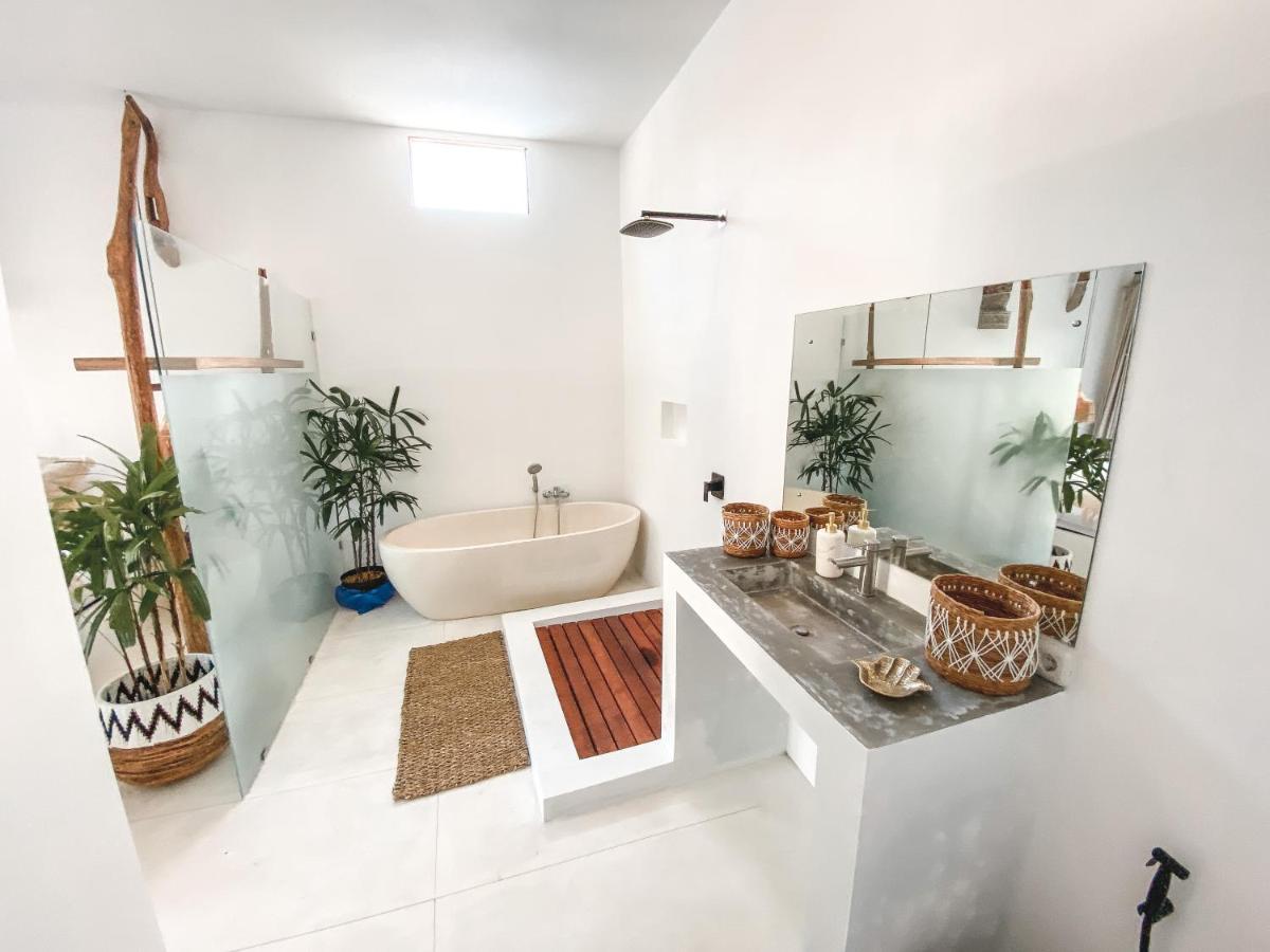Villa Uma & Amu - Modern Design Kuta  Extérieur photo
